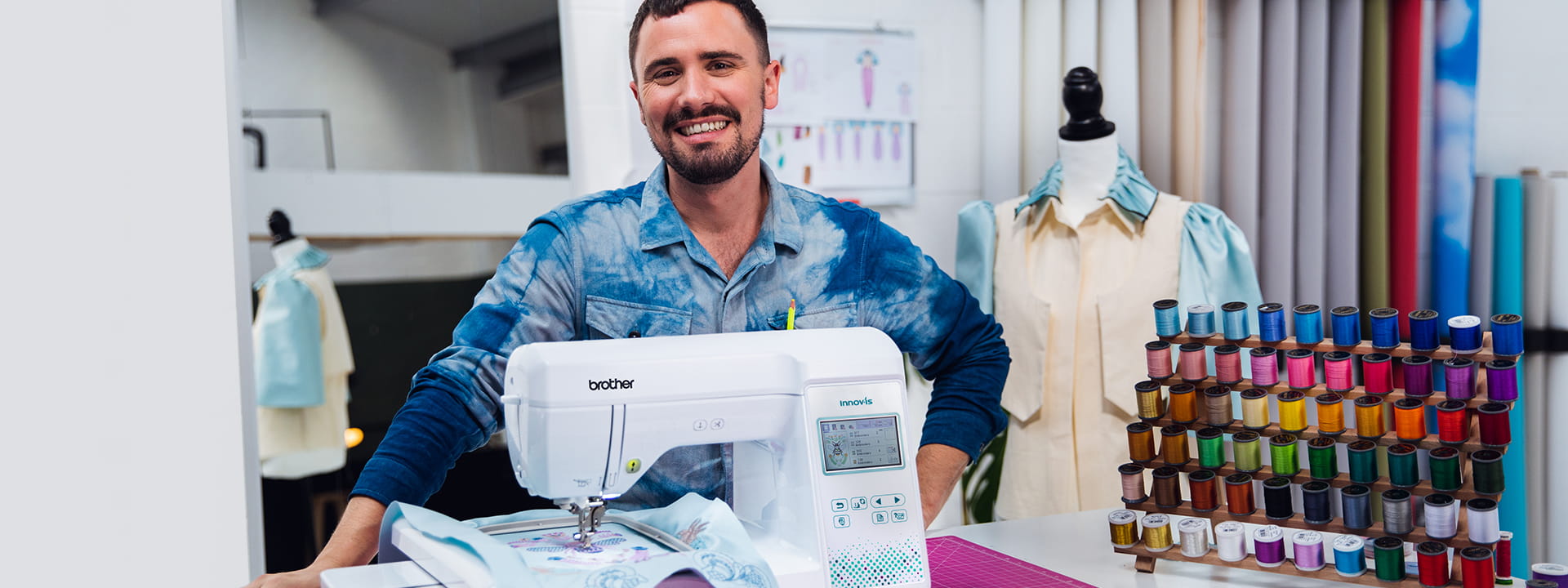 اكتشف ماكينات الخياطة الخاصة بنا