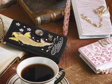 Embroidery Designs - Personalized Mobile Holder at Brother Gulf, Middle East & Africa